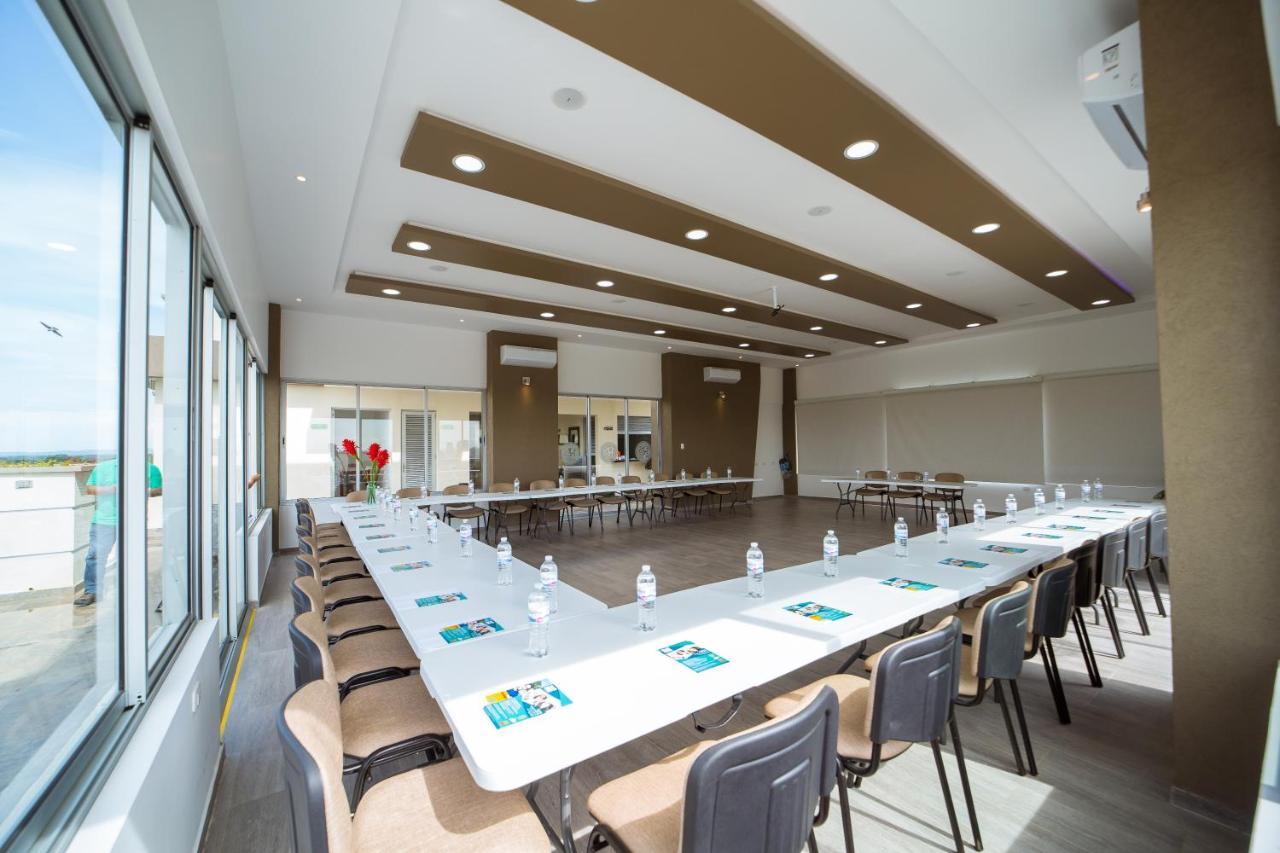 Hotel Ribera Sinu Monteria Ngoại thất bức ảnh